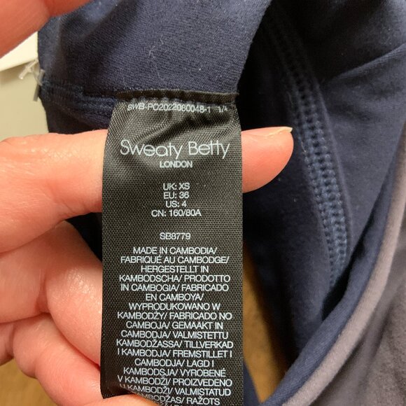 Sweaty Betty Women's Reversible Yoga Bra Grey Navy Blue Light Support Size XS - Picture 12 of 12